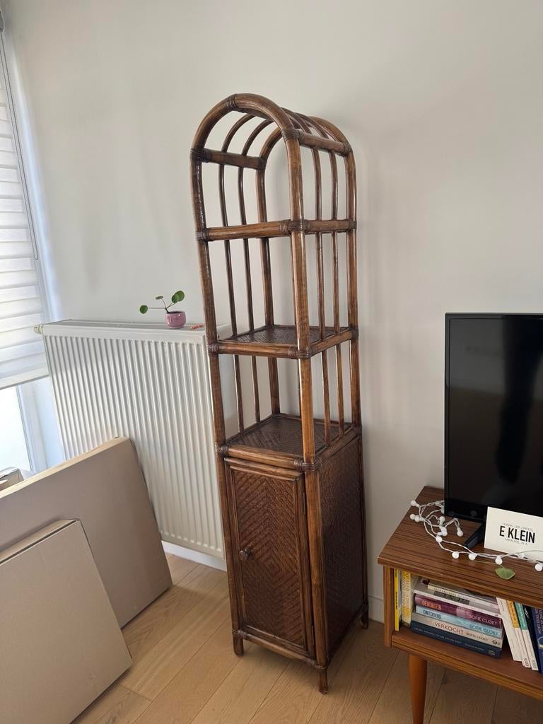 Rotan rek - kast, Ophalen