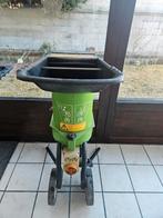 Hout hakselaar, Ophalen