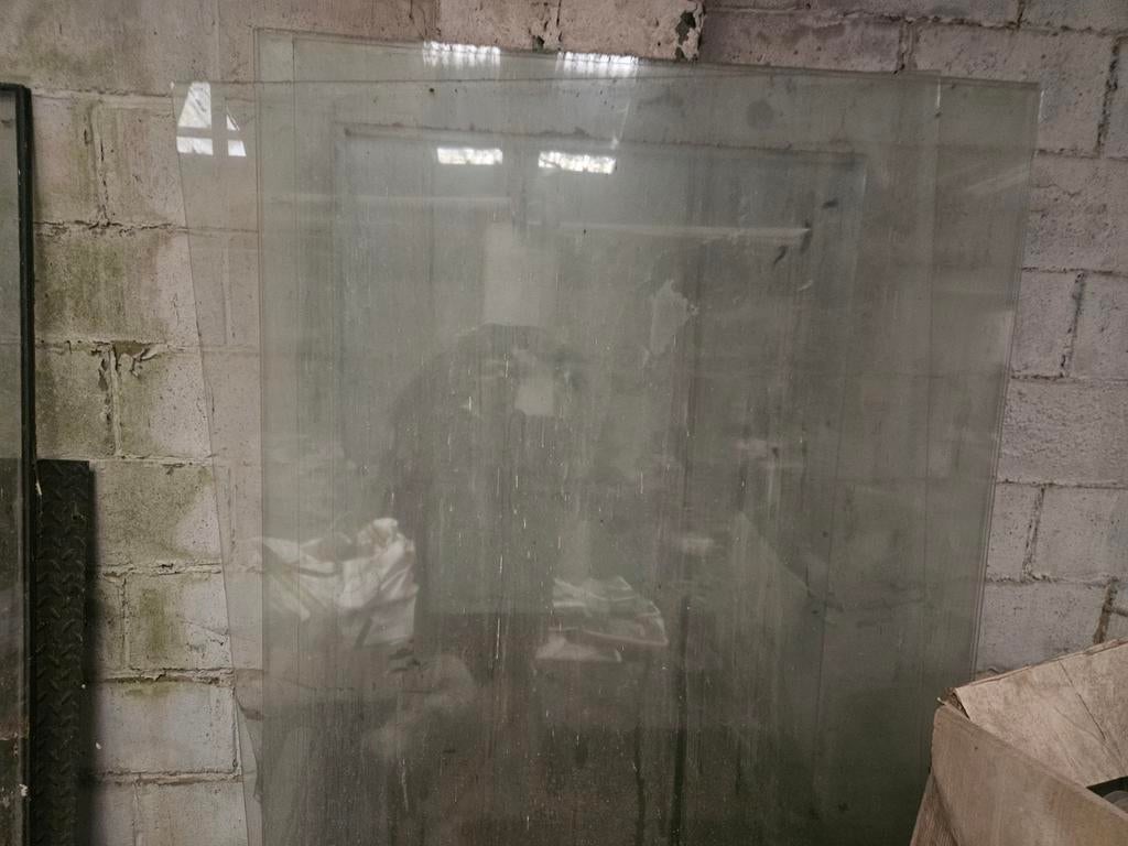 Glas lengte meer 2m + - 1cm dikte, Bricolage & Construction, Vitres, Châssis & Fenêtres, Enlèvement