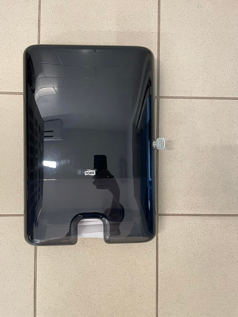 Tork handdoek, Ophalen