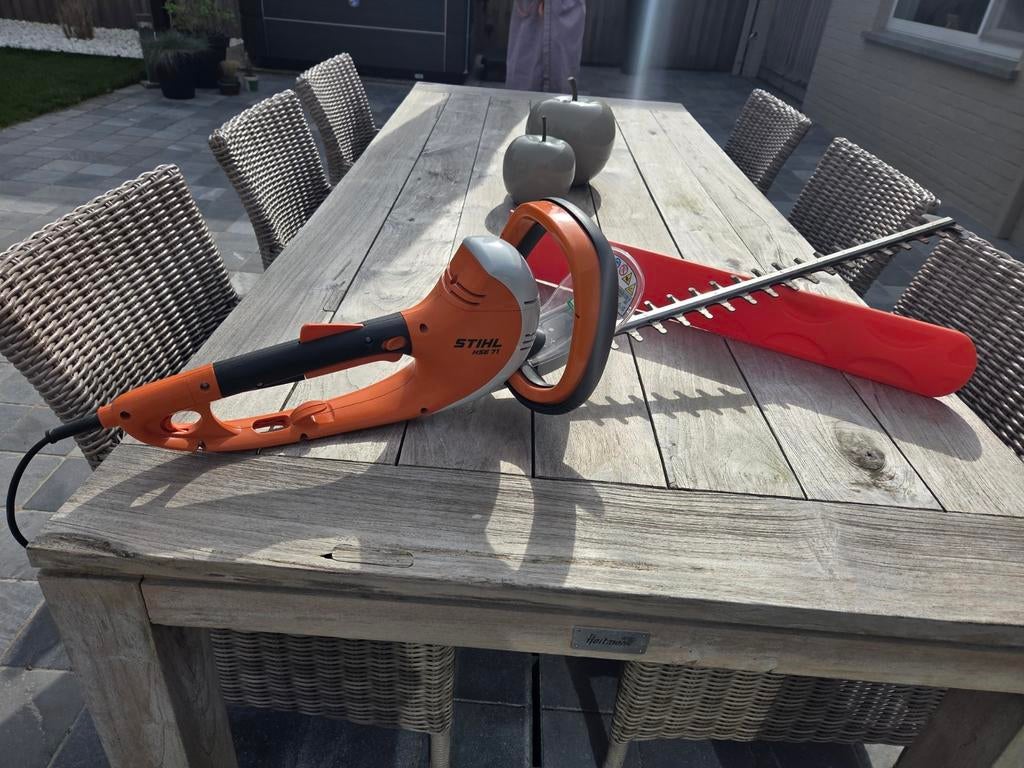 Heggenschaar stihl, Ophalen