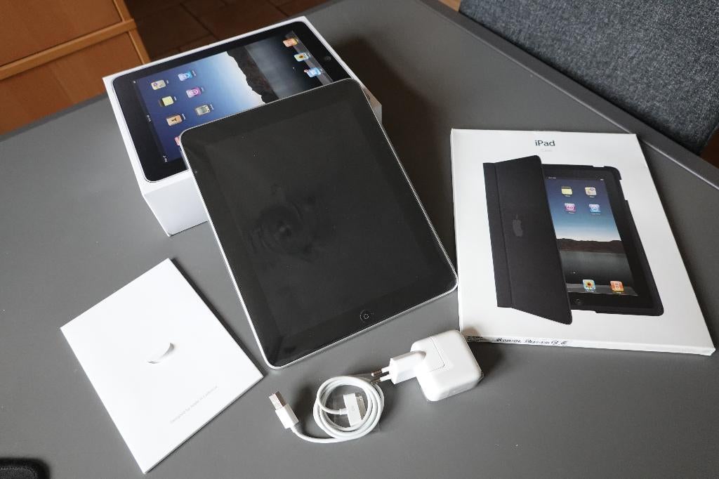 Ipad 1ère génération - Collector !!!, Informatique & Logiciels, Apple iPad Tablettes, Gris, Apple iPad, 10 pouces, Enlèvement