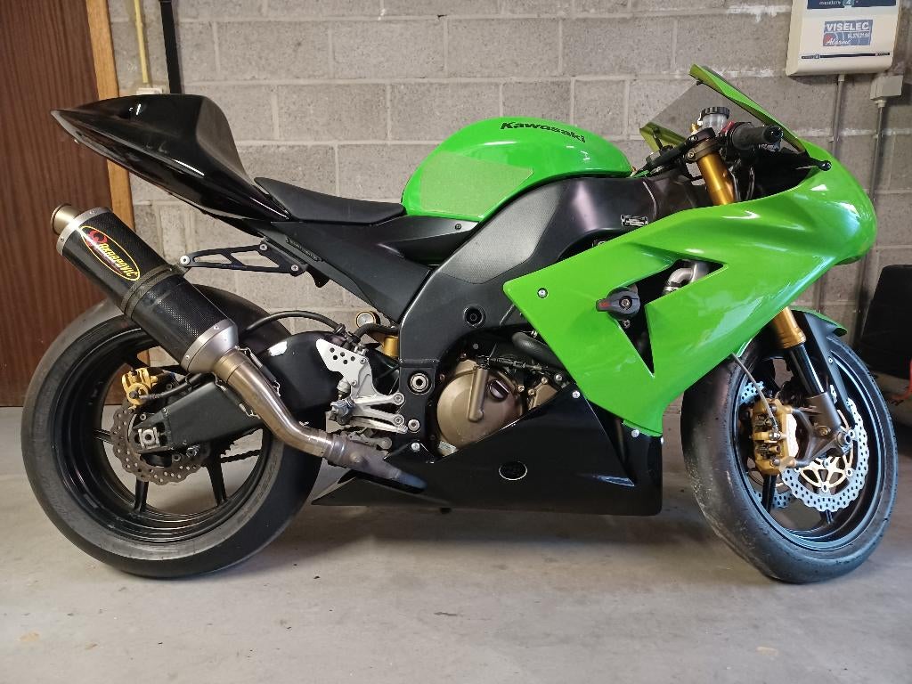 KAWASAKI ZX-10R, Motoren, Motoren | Kawasaki, Particulier, Super Sport, meer dan 35 kW, 4 cilinders, Motorrijbewijs A, Handgeschakeld