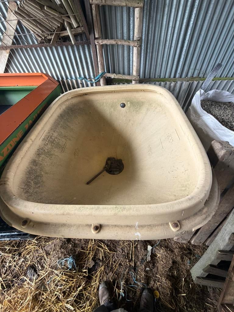 Semoir à engrais vicon 600l, Articles professionnels, Enlèvement