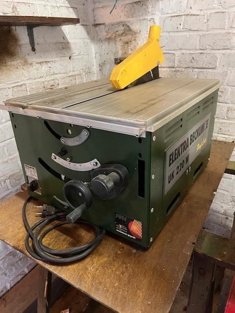 Scie à table Einhell UK 220/1, Bricolage & Construction, Outillage | Scies mécaniques, Utilisé, Scie circulaire, 30 à 70 mm, Enlèvement