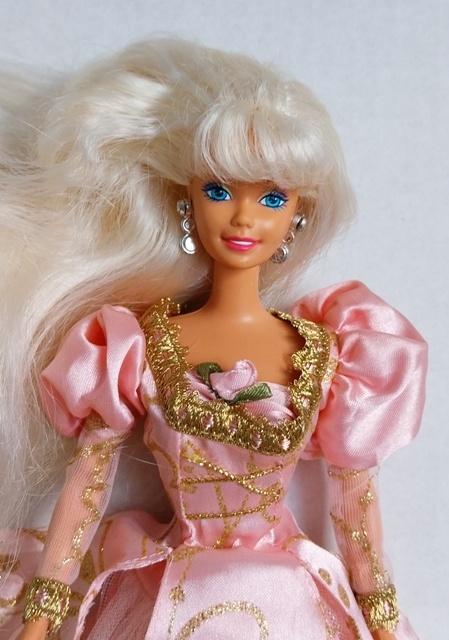 Vintage Barbie Angel Princess in Barbie Rapunzel jurk, Kinderen en Baby's, Speelgoed | Poppen, Gebruikt, Barbie, Ophalen of Verzenden
