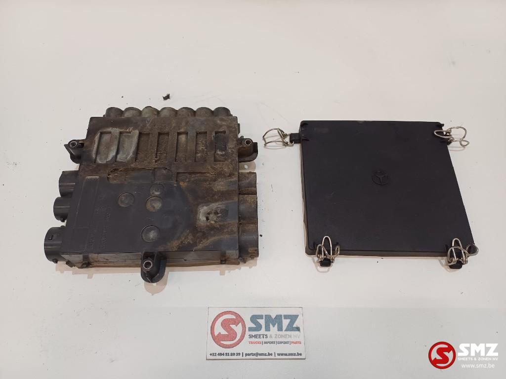 Occ boîte à fusibles Mercedes, Utilisé, Mercedes-Benz, Électronique et Câbles