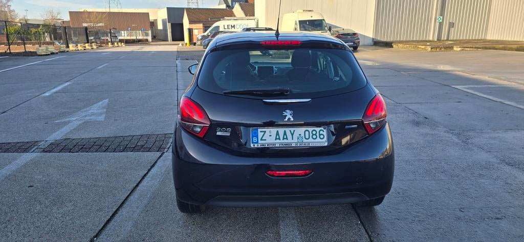 2016 automaat benzine 1.2 peugeot 208 km60.000 gekeurd, Auto's, Automaat, Euro 6, Bedrijf, Parkeersensor