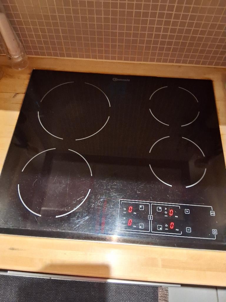 Keramische kookplaat, Electroménager, Tables de cuisson, 4 zones de cuisson, Enlèvement, Utilisé, Encastré
