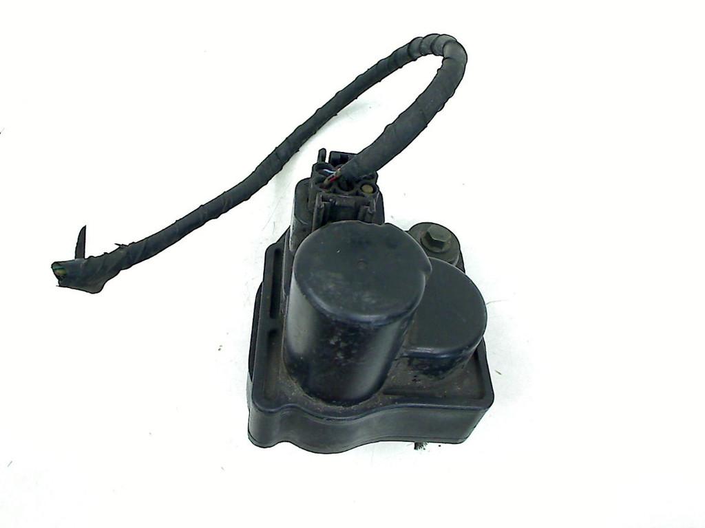 SERVO MOTEUR Yamaha YZF R1 2002-2003 (YZF-R1 5PW) (5pw.00), Motos, Dhr. S. di Majo, Utilisé, Info@cama-motorparts.nl, P.J. Troelstraweg 8 8
3144 CX  MAASSLUIS, NL