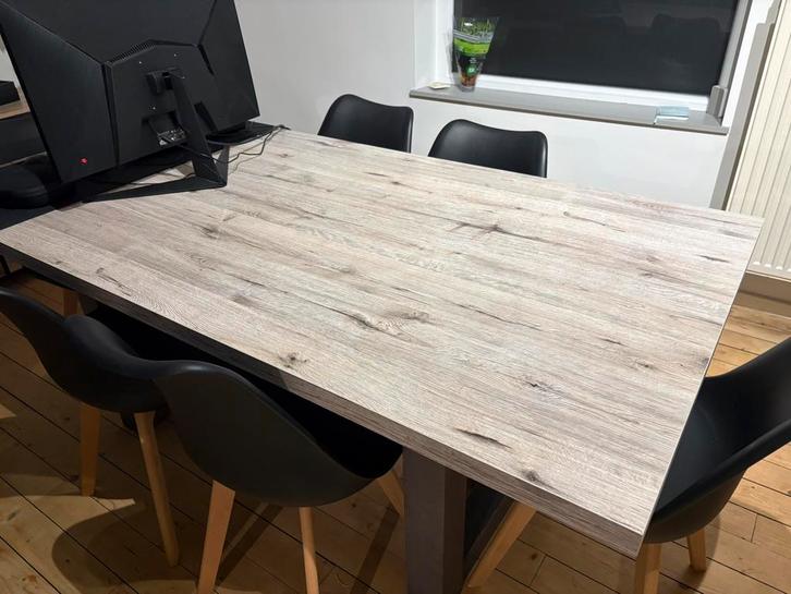 Table a manger, Maison & Meubles, Tables | Tables à manger, Comme neuf, Enlèvement