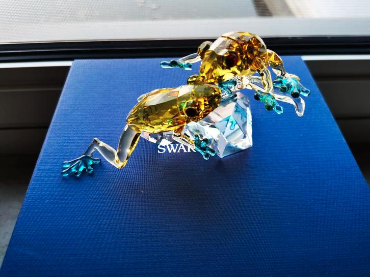 Swarovski grote gele gifkikkers kikker, Collections, Swarovski, Neuf, Figurine, Enlèvement ou Envoi