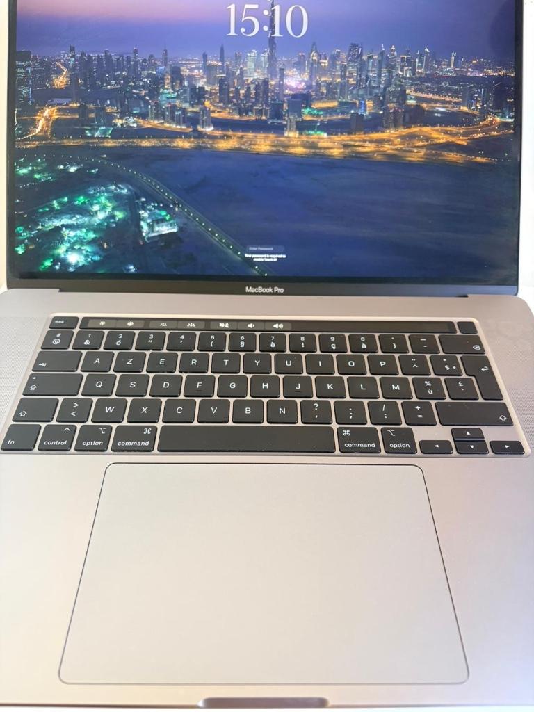MacBook Pro - 16 inch Azerty 2019, Computers en Software, 1 TB of meer, 2 tot 3 Ghz, Ophalen of Verzenden, Zo goed als nieuw