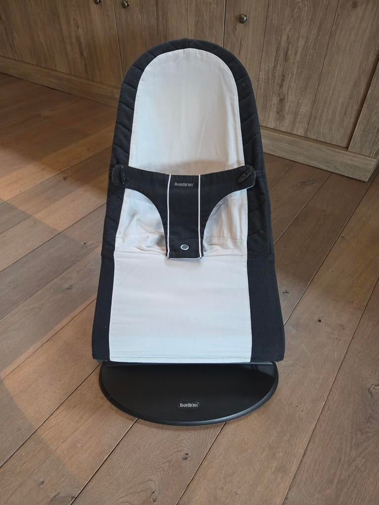 BabyBjörn wipstoeltje, Ophalen