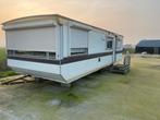 Stacaravan in nette staat 8m lang 3m breed, Caravanes & Camping, Caravanes résidentielles, Jusqu'à 4