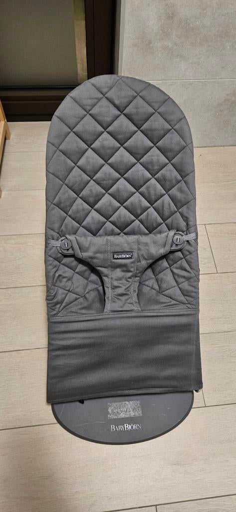 BabyBjörn baby chair