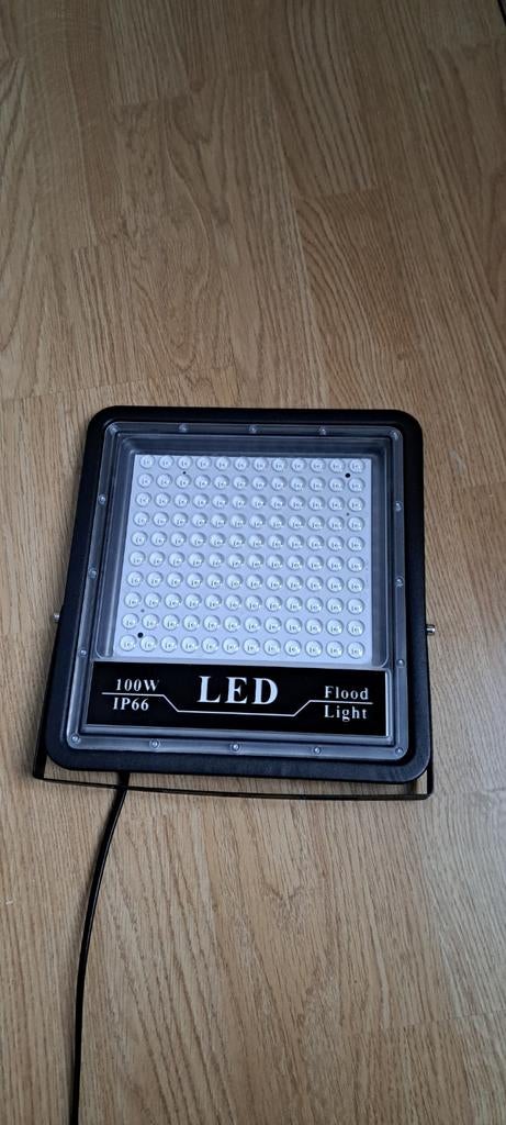 Projecteur Black Light LED, TV, Hi-fi & Vidéo, Accessoires pour projecteurs, Enlèvement ou Envoi, Comme neuf