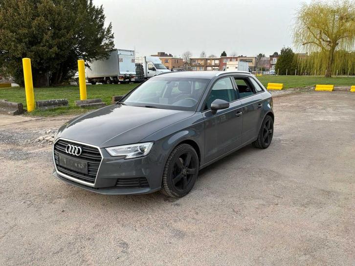 Audi A3 Sportback 8V Voiture, Autos, Audi, Entreprise, A3, Essence, Autre carrosserie, Occasion