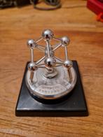 Vintage Atomium Expo 58 op bakelieten voet, Enlèvement ou Envoi