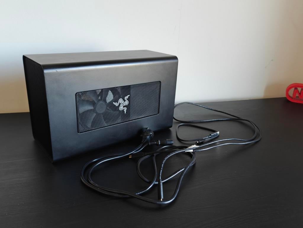 Razer Core X Thunderbolt 3 eGPU box, Informatique & Logiciels, Alimentations internes, Enlèvement ou Envoi
