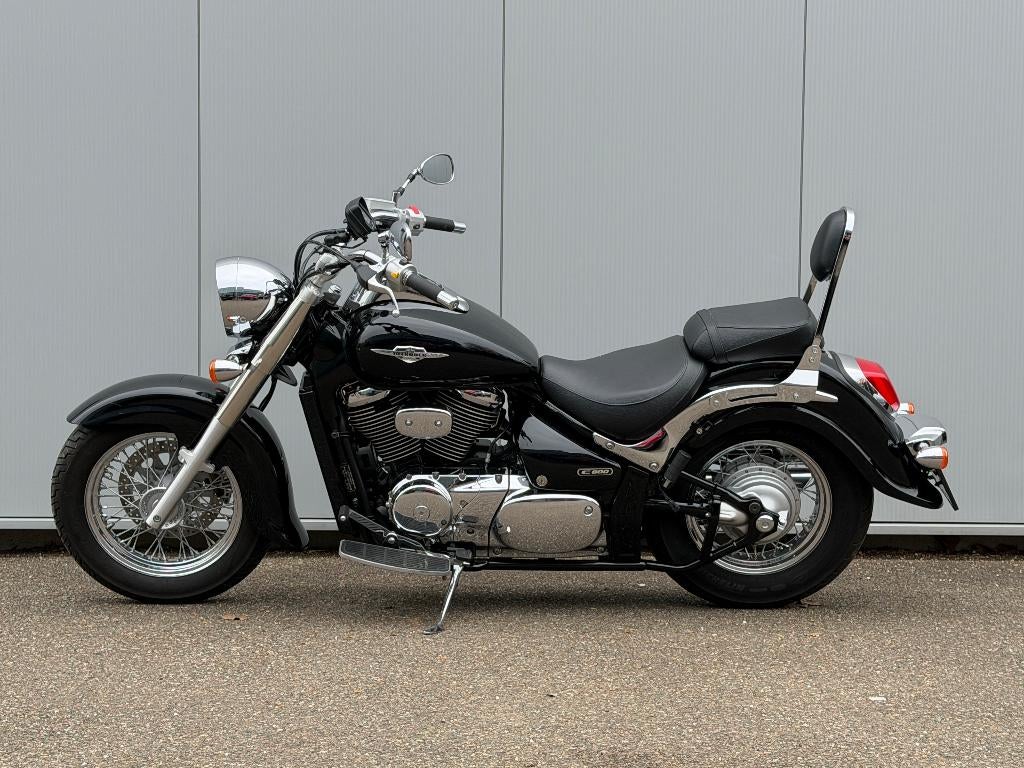 Suzuki C 800 Intruder in zeer mooie staat!  7200km -- 2009, Motoren, 2 cilinders, 805 cc, Bedrijf, Meer dan 35 kW