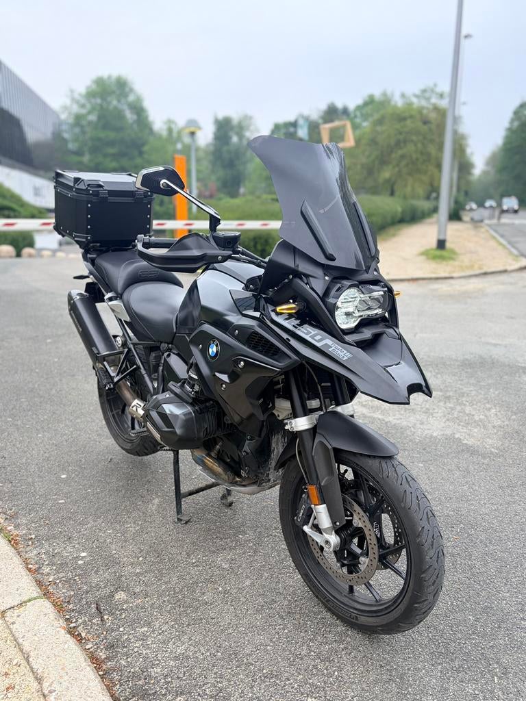 BMW 1250GS TRIPLE BLACK, Motos, Motos | BMW, Particulier, Tourisme, plus de 35 kW, 2 cylindres, Permis Moto A, ABS, Transmission par cardan