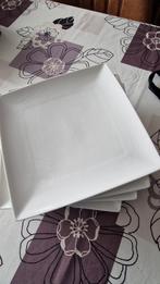 12 assiettes, Enlèvement, Comme neuf, Uni, Assiettes(s)