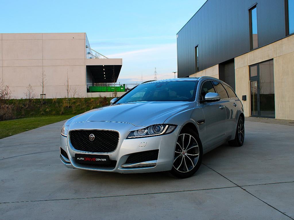 ✅Jaguar XF 2.0d sport * Automaat *Pano Dak *Camera *CarPlay, Auto's, Jaguar, Automaat, Achterwielaandrijving, 4 cilinders, USB