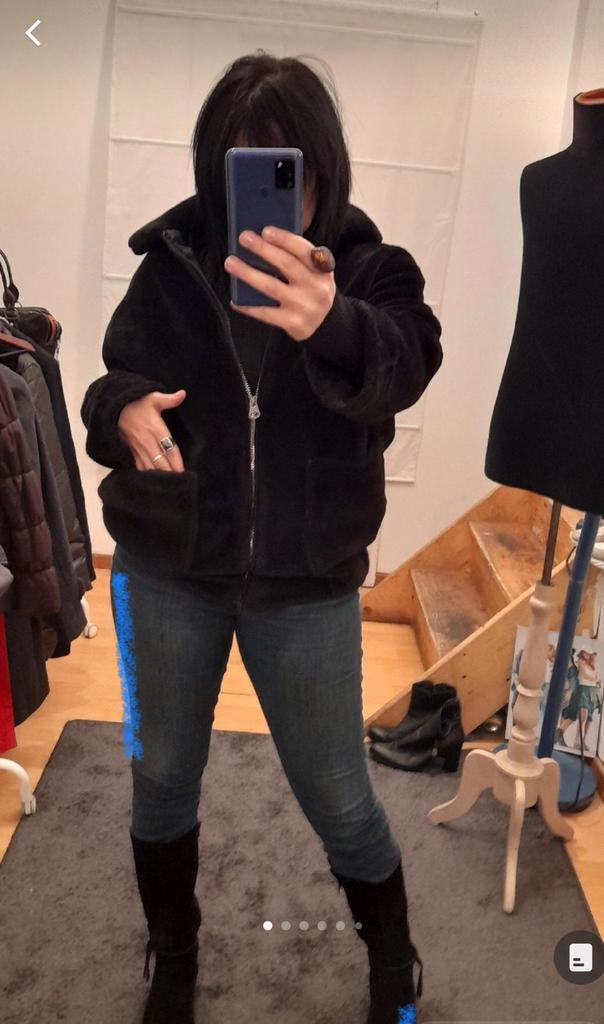 Lily -praticienne en massage  tantrique à domicile 💜💛50++, Neuf, Autres types