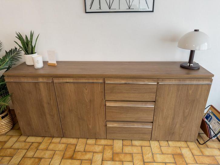 Dressoirkast walnoot, Huis en Inrichting, Kasten | Dressoirs, Zo goed als nieuw, 150 tot 200 cm, 25 tot 50 cm, Met lade(s), Met deur(en)