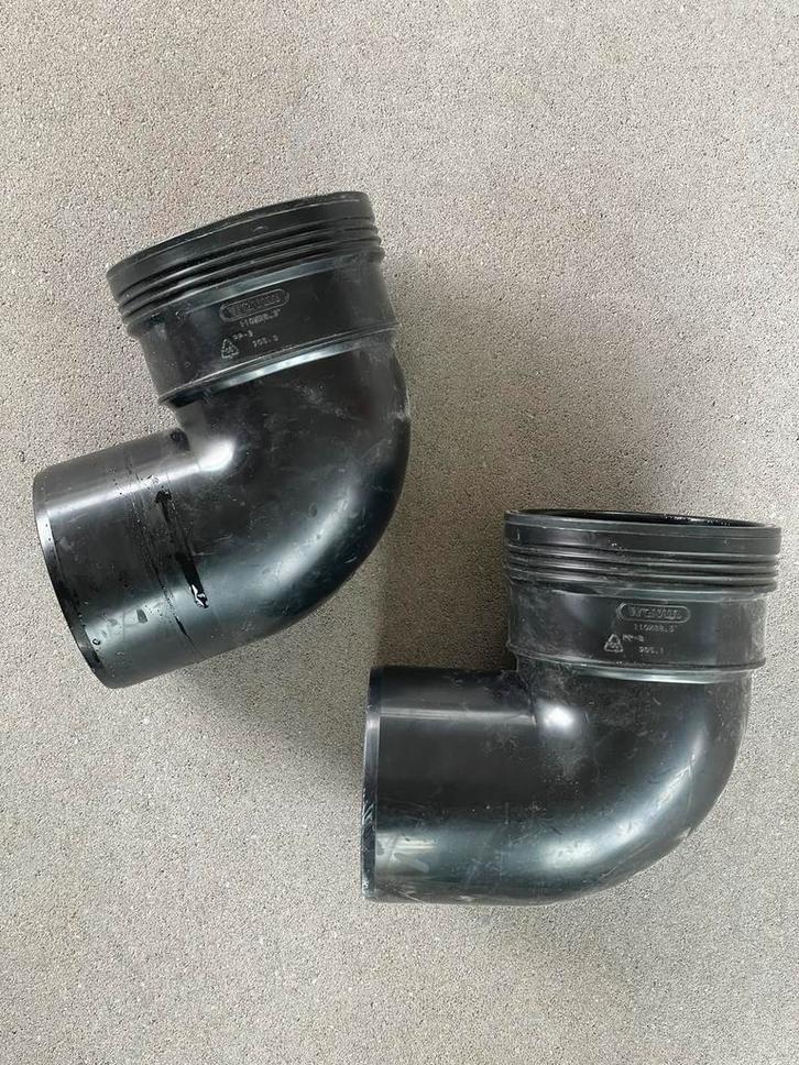 Lot PP buis, 2x bocht 90mm, 1x verloop 90-110, Bricolage & Construction, Tuyaux & Évacuations, Neuf, Autres types, Autres matériaux