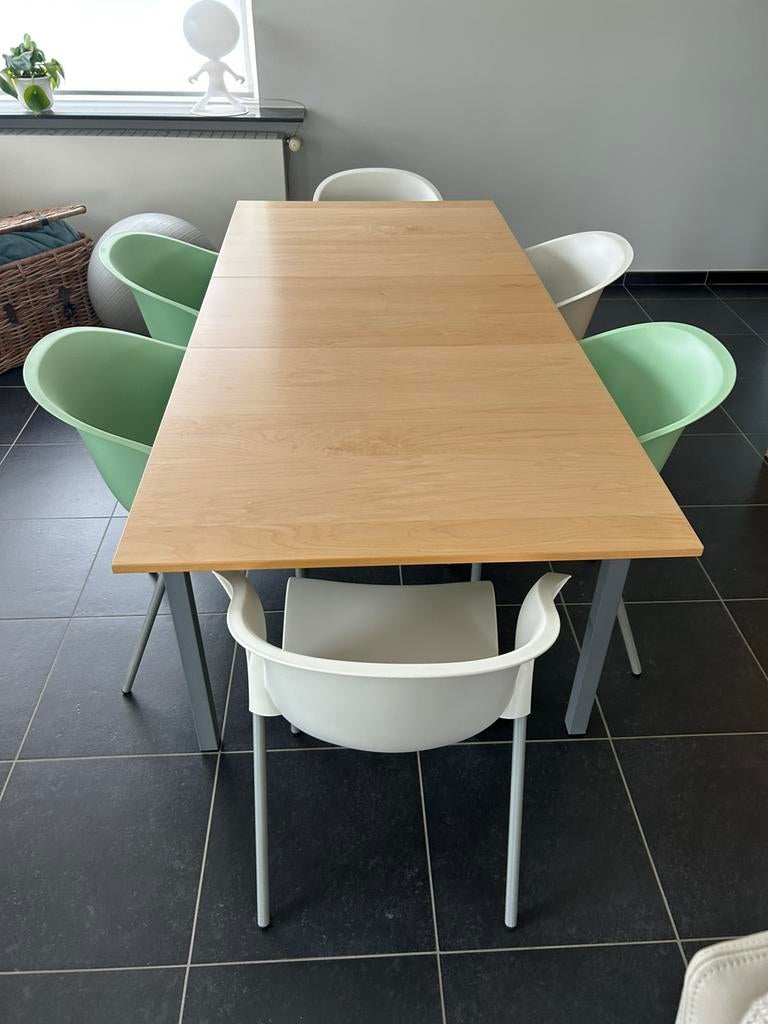 Eettafel met zes stoelen, Ophalen, Zo goed als nieuw