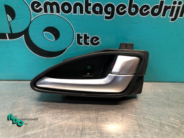 Poignée portière 2portes droite d'un Kia Picanto (Picanto, Autos : Pièces & Accessoires, Carrosserie & Tôlerie, Kia, Utilisé, 3 mois de garantie