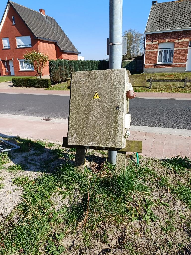 Werfkast met meterkast 25D60, Doe-het-zelf en Bouw, Elektriciteit en Kabels, Gebruikt, Overige typen, Ophalen