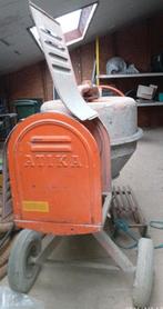 Betonmolen Atika, Ophalen