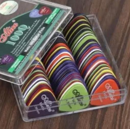 Alice gitaar plectrums 100 stuks gemixte kleuren en diktes, Ophalen of Verzenden, Nieuw