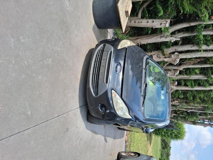 Ford ka 2009 13tdci pour pièces, Auto's, Ford, Particulier, Ka, Diesel, Coupé, 3 deurs, Handgeschakeld, Zwart, Grijs, Voorwielaandrijving