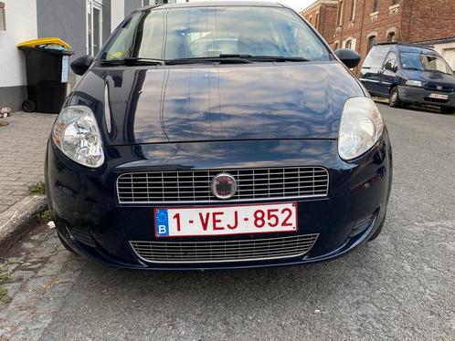Fiat gande punto prix sans ct ( pas le temps de la passer ), Auto's, Fiat, Particulier, Grande Punto, Benzine, Euro 4, Handgeschakeld