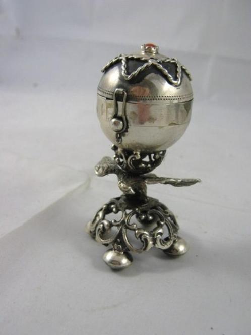 Prachtige besomim gedragen door een adelaar, Antiek en Kunst, Curiosa en Brocante, Ophalen