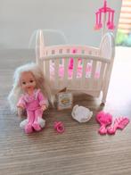Barbie Shelly bed, Kinderen en Baby's, Speelgoed | Poppen, Ophalen, Gebruikt, Barbie