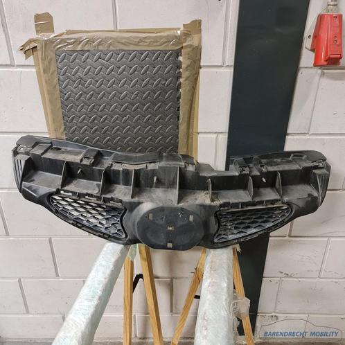 bumpergrille Toyota Aygo I 2005 2009 gebruikt origineel bove, Auto-onderdelen, Carrosserie, Toyota, Voor, Gebruikt