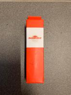 Trapas - bottom bracket 68/131, Fietsen en Brommers, Fietsonderdelen, Ophalen, Algemeen, Overige typen, Nieuw