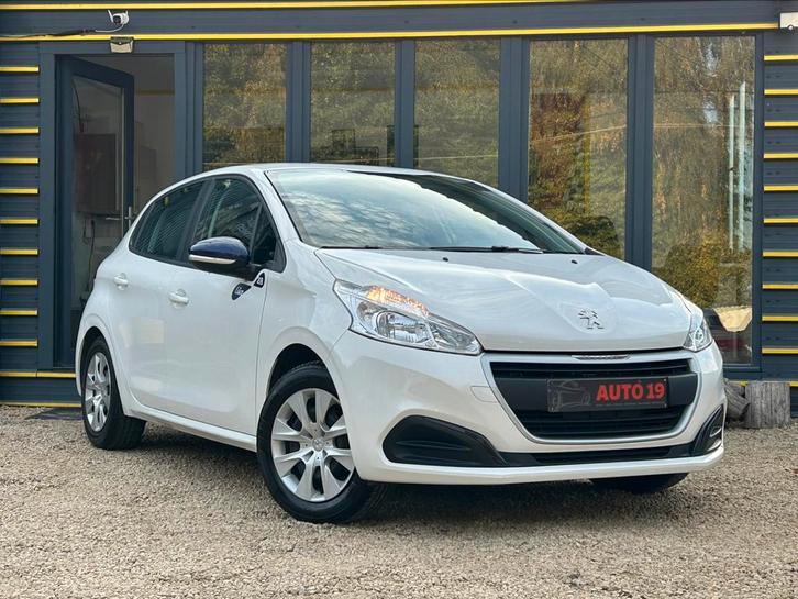 PEUGEOT 208 1.2 benzine!!!!! 3.000 km!!!, Auto's, Peugeot, Particulier, Te koop, ABS, Airbags, Alarm, Centrale vergrendeling, Isofix