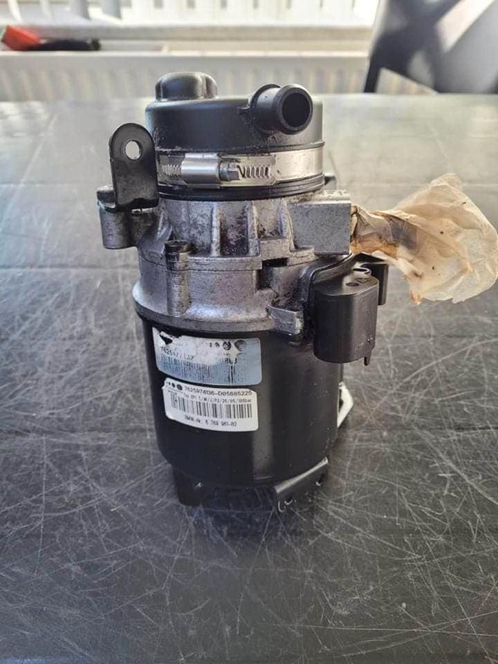 Mini pompe de direction R50.R52/R53, Autos : Pièces & Accessoires, Commande, Mini, Utilisé, Enlèvement ou Envoi