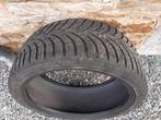 1 pneu HIVER 225/40 R18 92 W Toyo Observe S944, Enlèvement