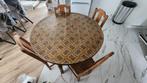 Houte tafel + stoelen, Huis en Inrichting, Ophalen, Rond, Zo goed als nieuw, Vier personen