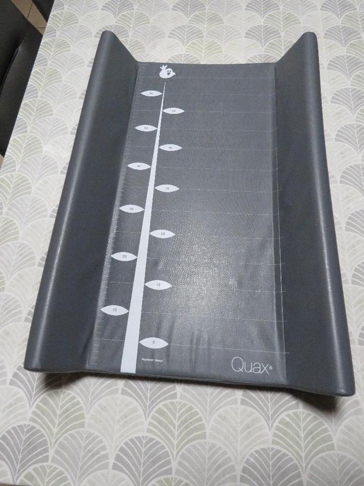 Quax verschoningskussen. Als nieuw, Kinderen en Baby's, Badjes en Verzorging, Zo goed als nieuw, Aankleedkussen, Ophalen