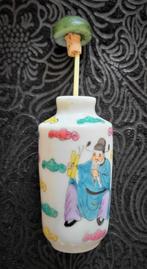 3 Chinese snuifdoosjes + klein rond porseleinen doosje, Verzenden