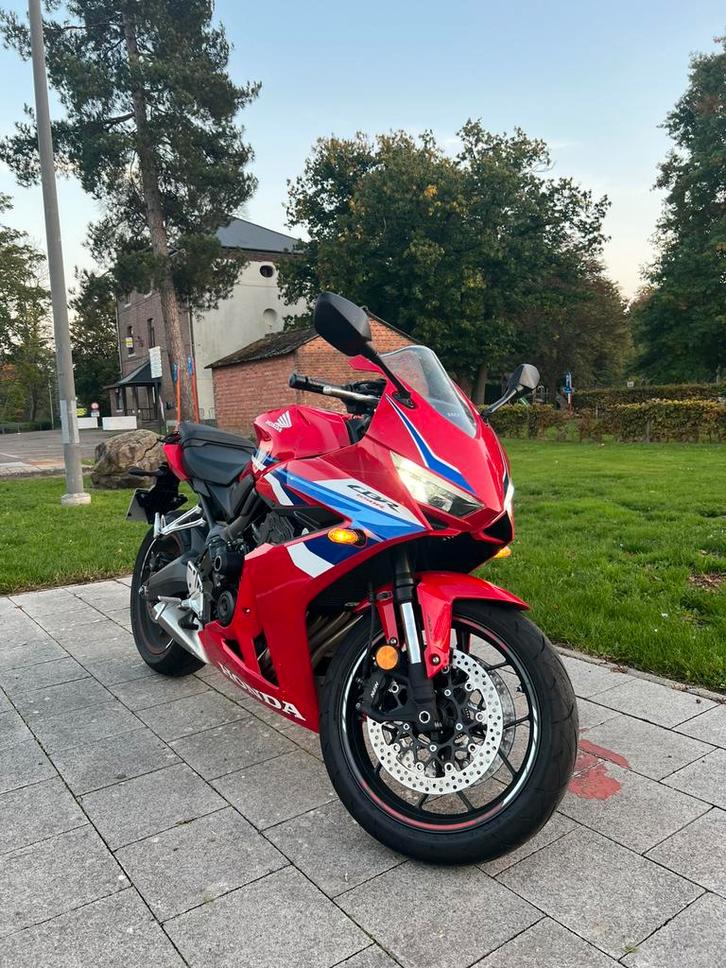 Honda CBR650R E-Clutch, Motoren, Motoren | Honda, Particulier, Sport, 12 t/m 35 kW, 4 cilinders, Minimaal motorrijbewijs A2, ABS