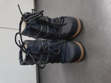 Baby  Winterschoen  beschikbaar voor biedingen